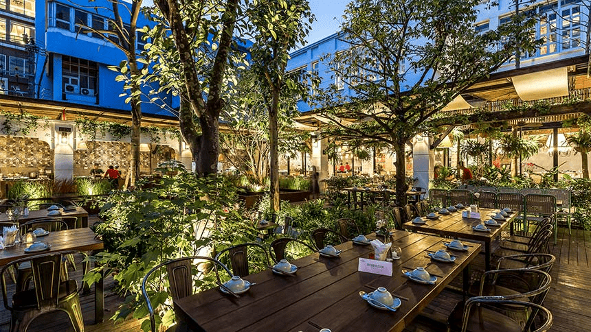 Quán cafe sân vườn phong cách Indochine
