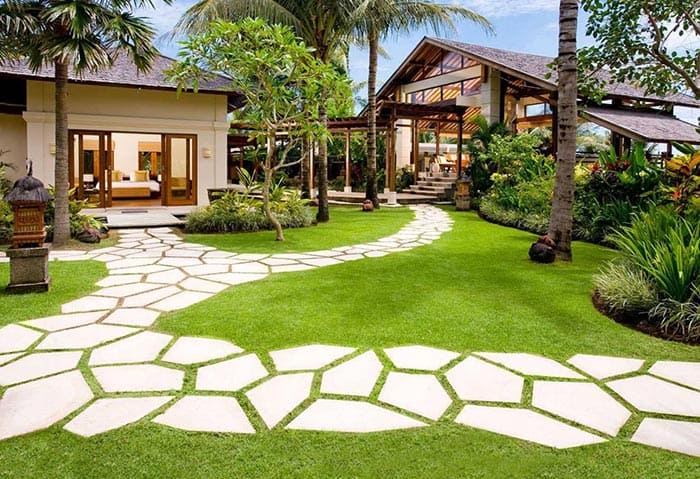 Lối đi lát đá kiểu mosaic ghép mảnh