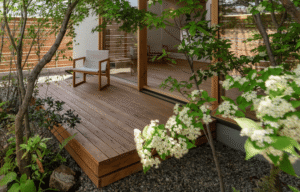 Mẫu thiết kế sân vườn nhà gỗ phong cách thiền tịnh kiểu Nhật